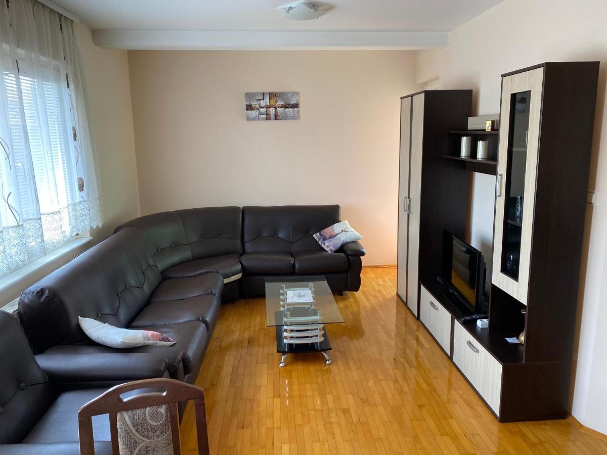 Apartman Centar ヤゴディナ エクステリア 写真