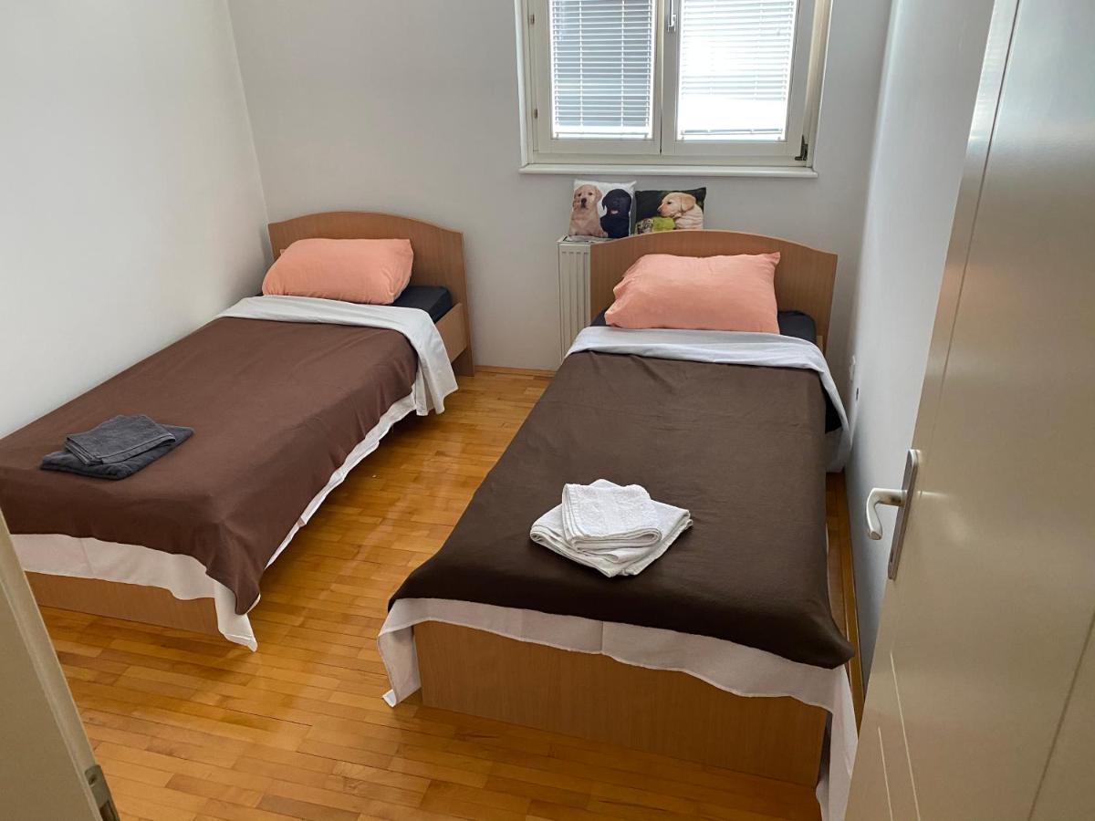 Apartman Centar ヤゴディナ エクステリア 写真